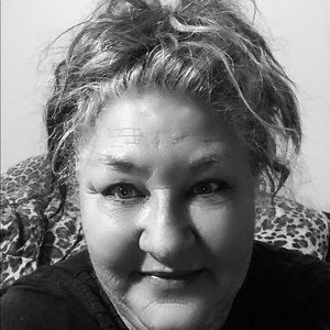 Meet your Posher, Annie